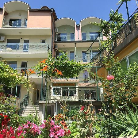 Royal Hostel 바르나 외부 사진